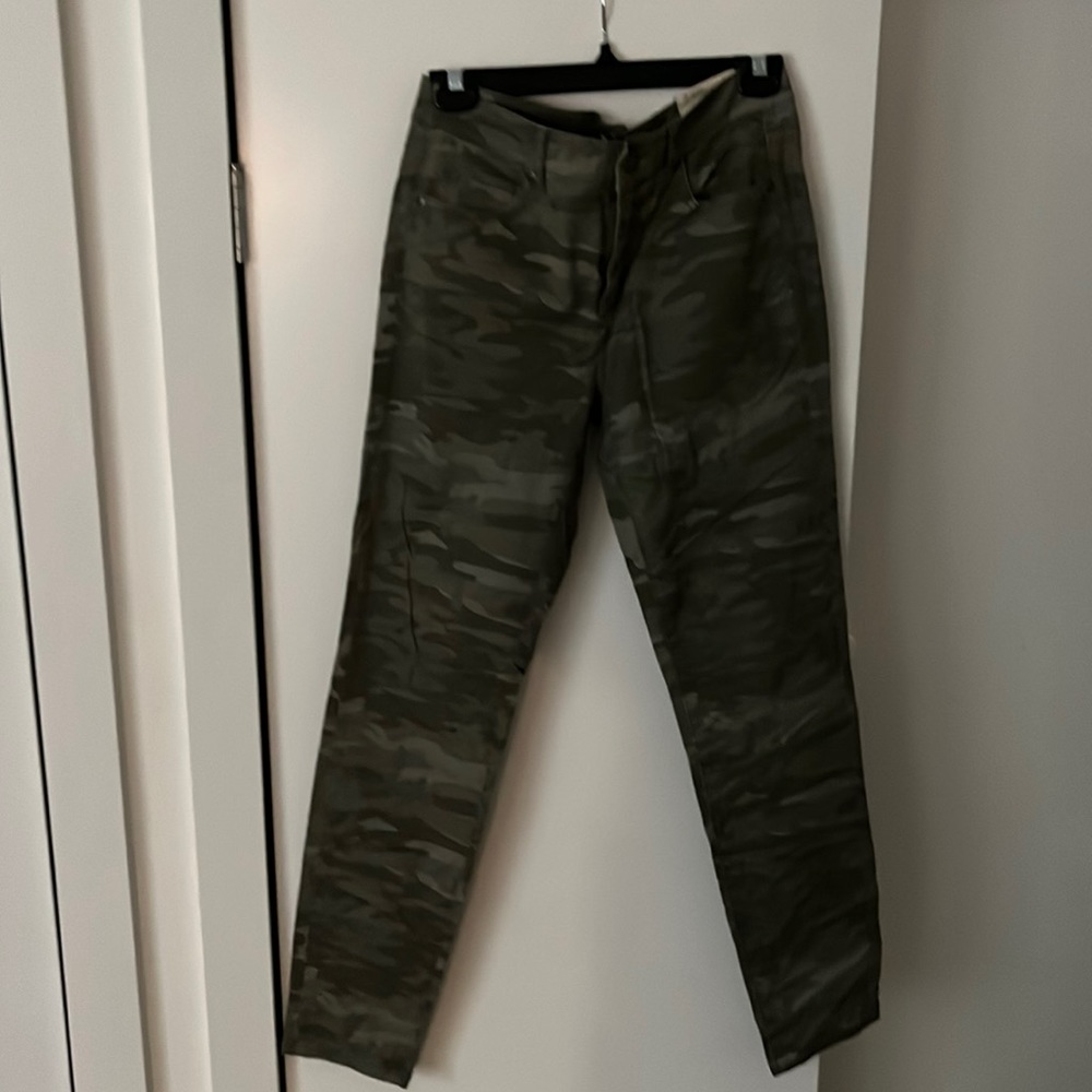 NWT LOFT Camo Skinny Denim